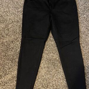 Maurices Women's Black Skinny Jeans